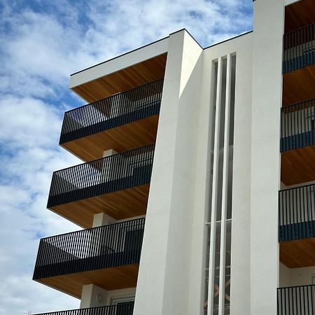 Beach Palace With Small Swimming Pool, Private Beach, Parking Lido di Jesolo Exterior foto