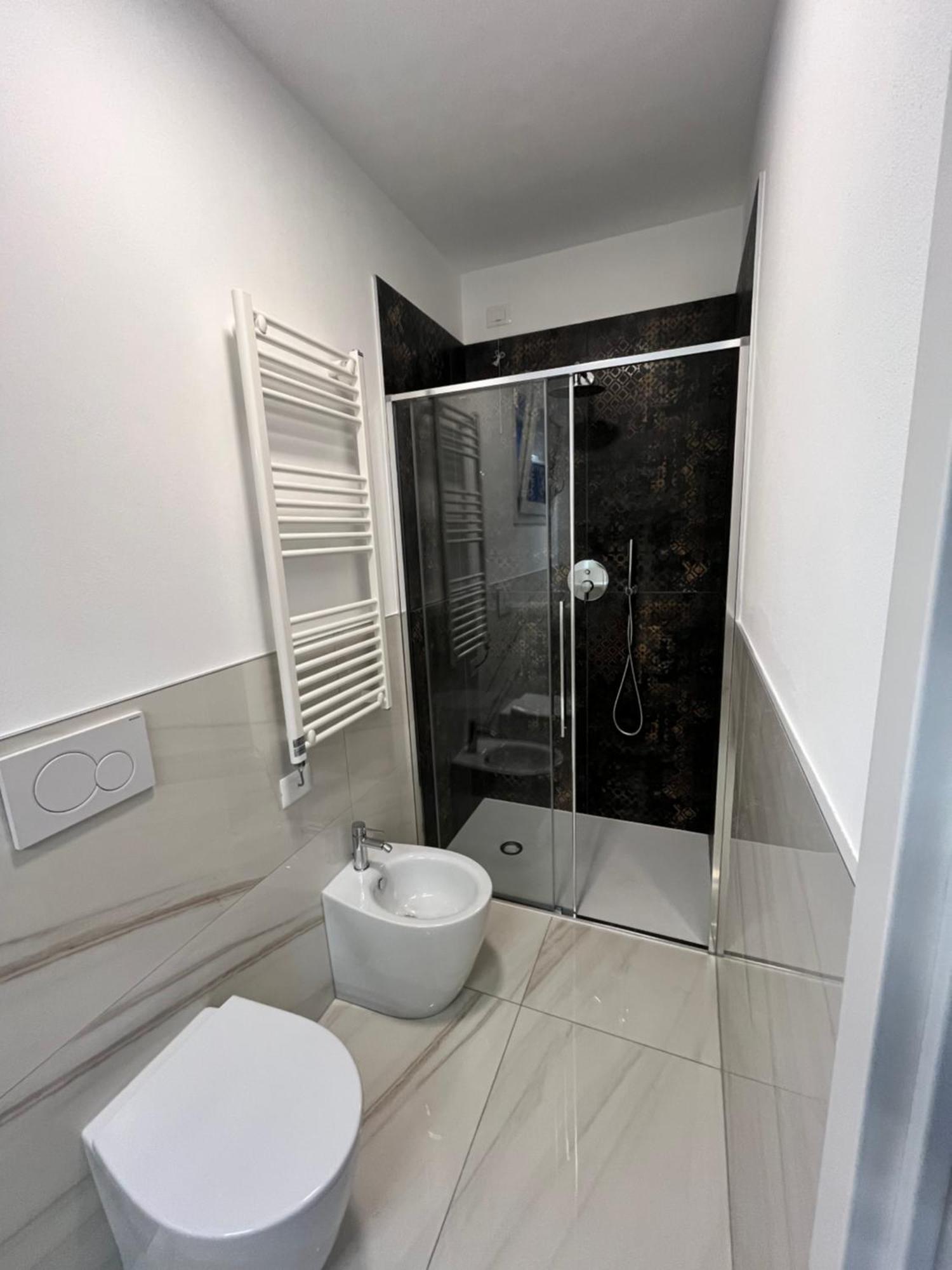 Beach Palace With Small Swimming Pool, Private Beach, Parking Lido di Jesolo Exterior foto